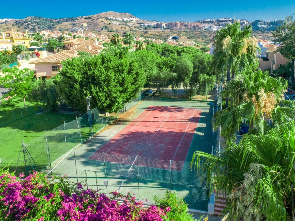 2 Habs Buena Terraza Con Bbq - Wifi, Piscina Lejlighed Mijas Eksteriør billede